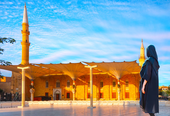 Reason to visit Al Hussein Mosque